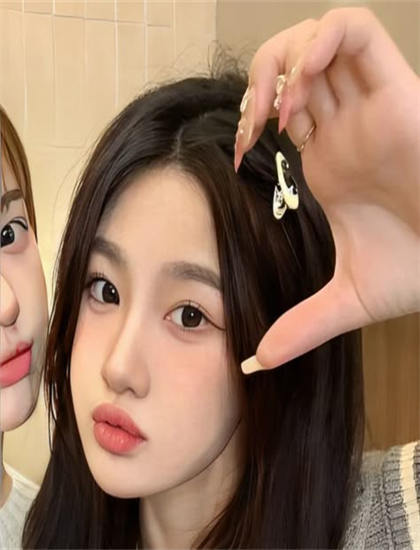 《逍遥皇太子重生之我爹是皇帝》拍摄技巧分析：镜头语言与画面构图探讨